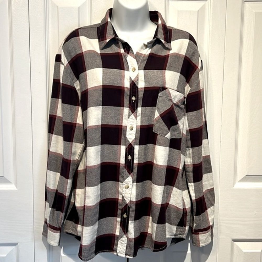Aritzia Wilfred Free Daphne Burgundy‎ Plaid Button Up Shirt Size Small